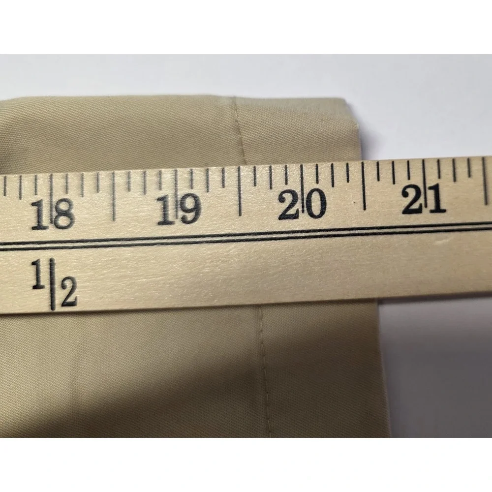 Orvis Mens Size 32 Beige Chino Shorts‎